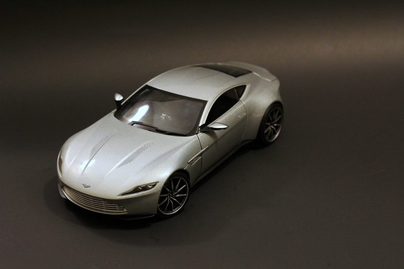 Illustration for article titled Hot Wheels Elite Aston Martin DB10 in 1:18 scale